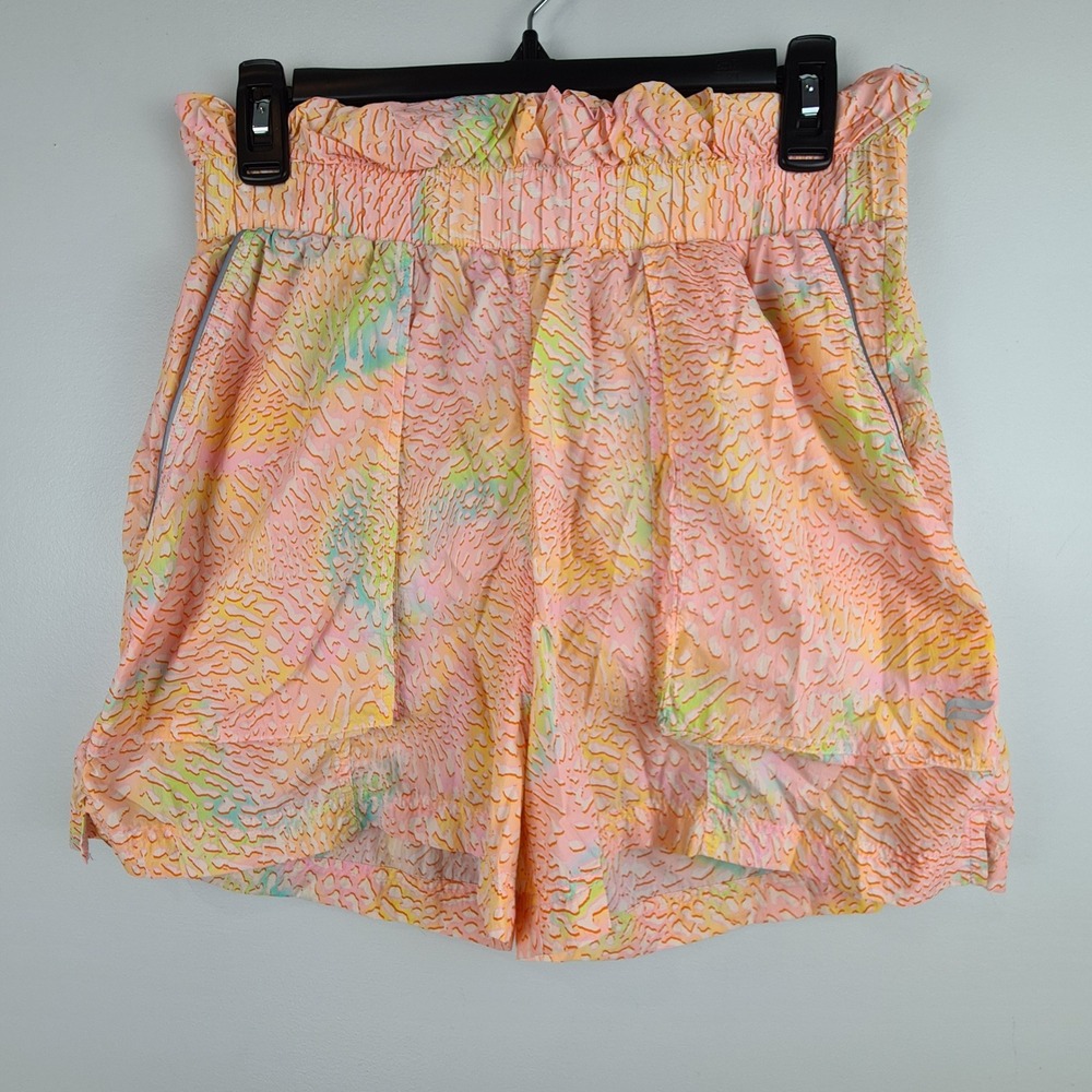 Fabletics Womens High Waisted Paperbag Running Shorts Peach Multi Print Size M